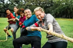 Unir équipe avec un team building Deauville
